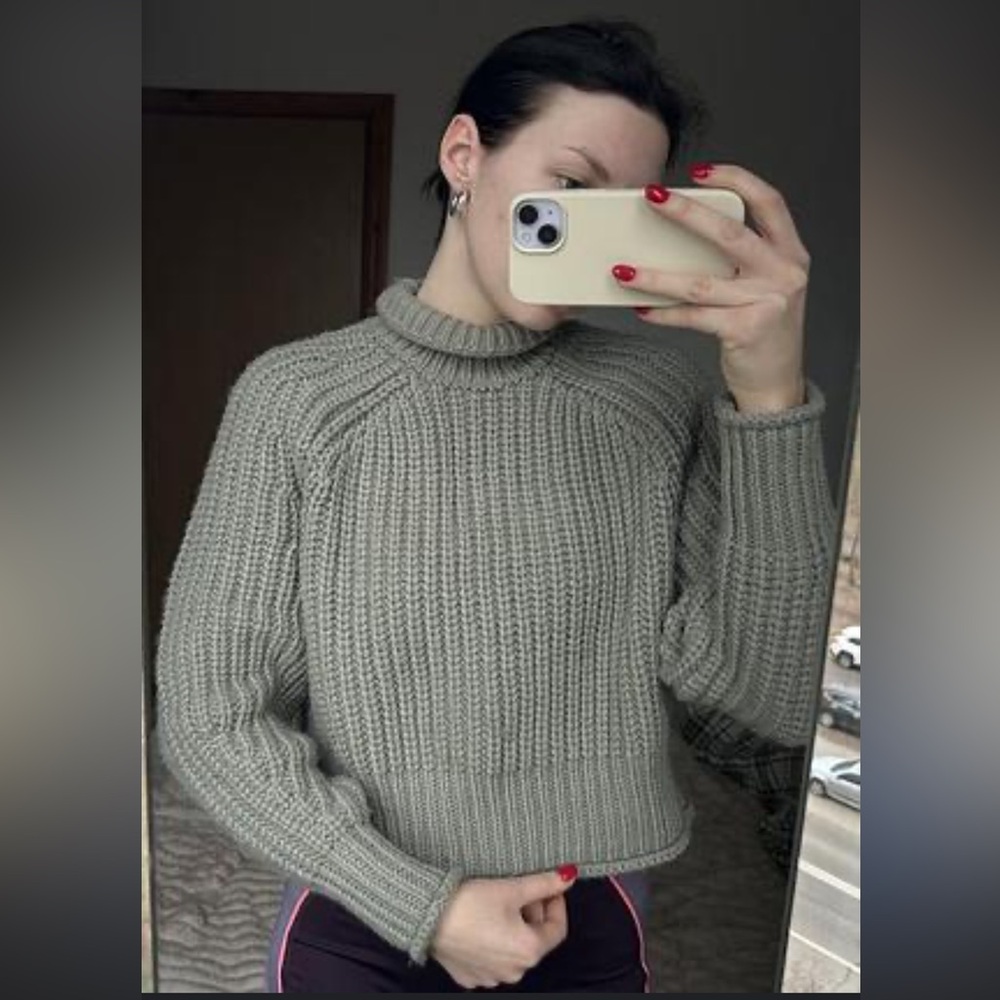 H&M chunky knit sweater